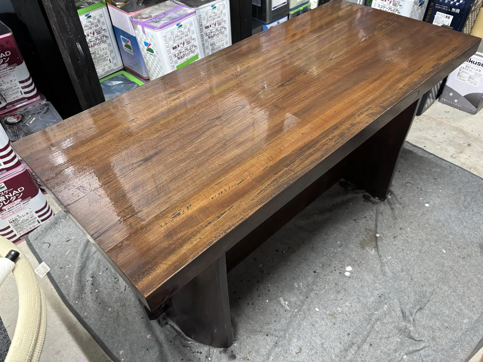 木製、欅ウレタン塗装　座卓 アンティーク 一枚板ダイニングテーブル 欅（けやき）＜ウレタン塗装＞ 「脚付